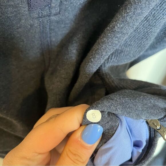 Lululemon Post Sweat Pullover - Picture 16 of 16